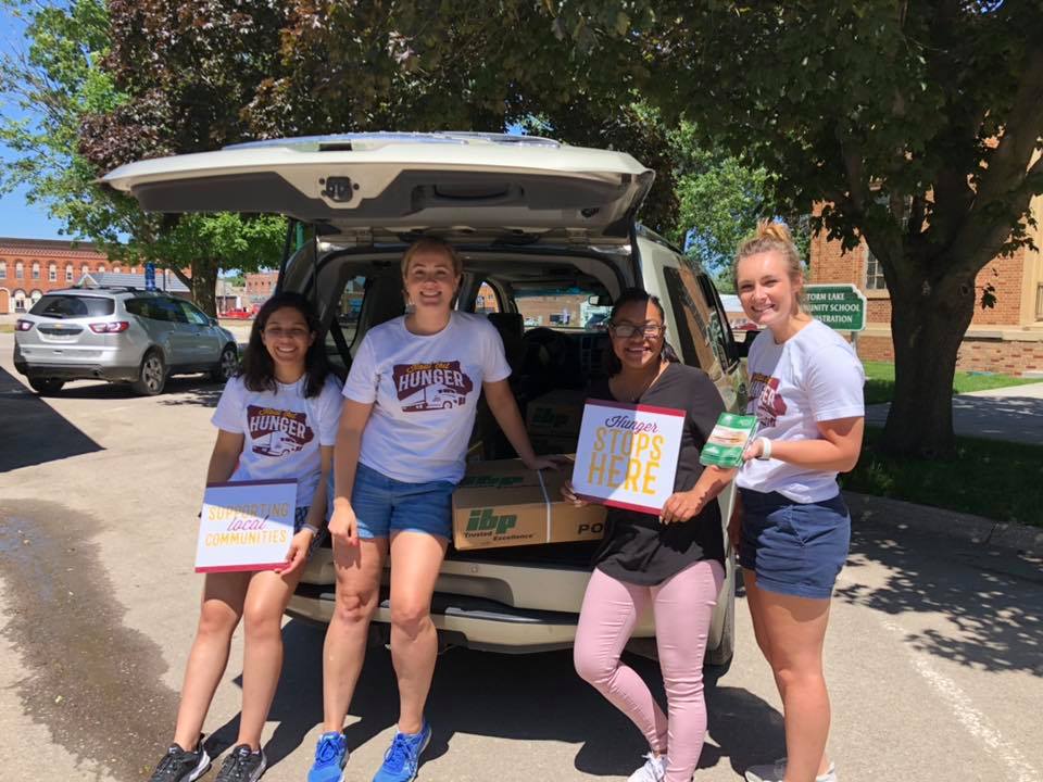 Haul Out Hunger Visits Storm Lake Iowa Select Farms